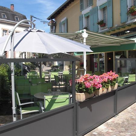 Logis Hôtel de France Rochechouart Exterior foto